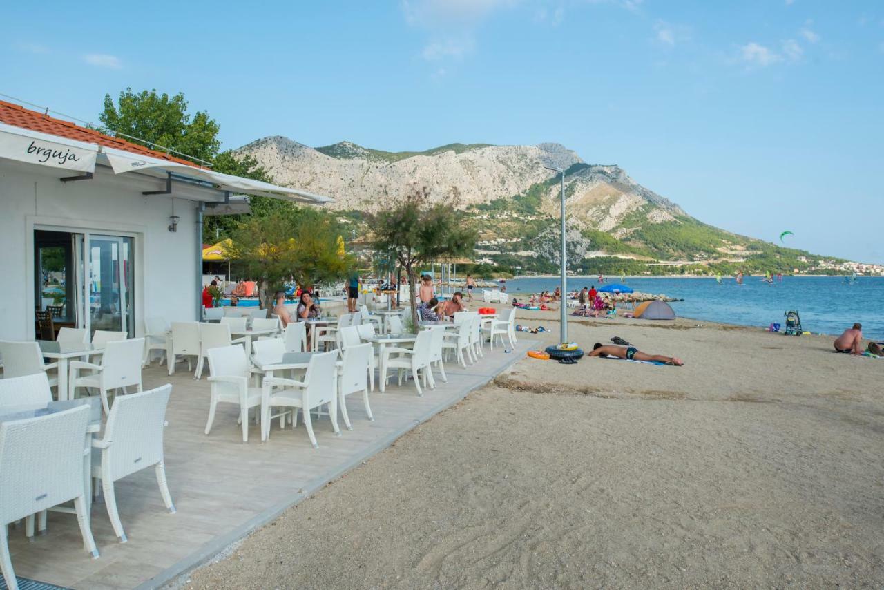 Mediteran Travel Mobile Homes Galeb Omiš Εξωτερικό φωτογραφία