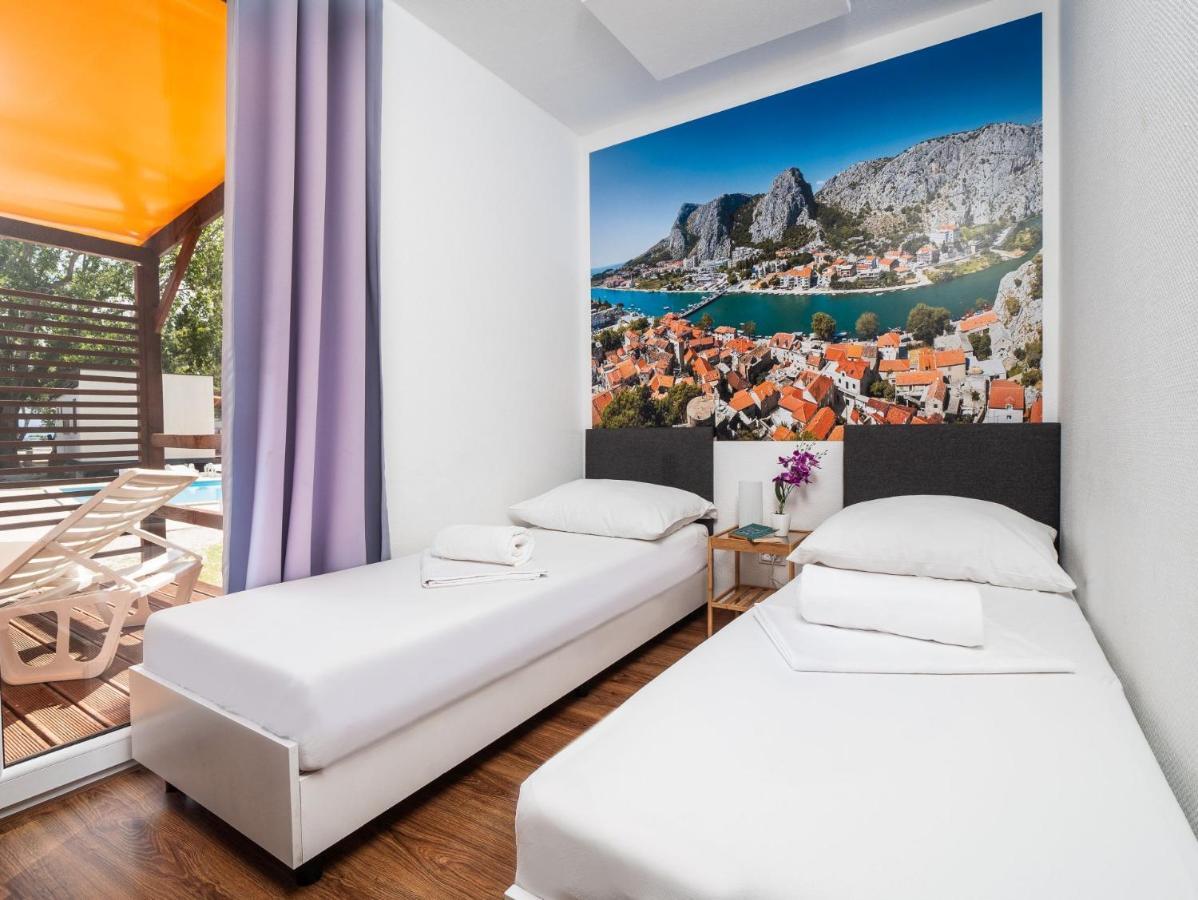 Mediteran Travel Mobile Homes Galeb Omiš Εξωτερικό φωτογραφία